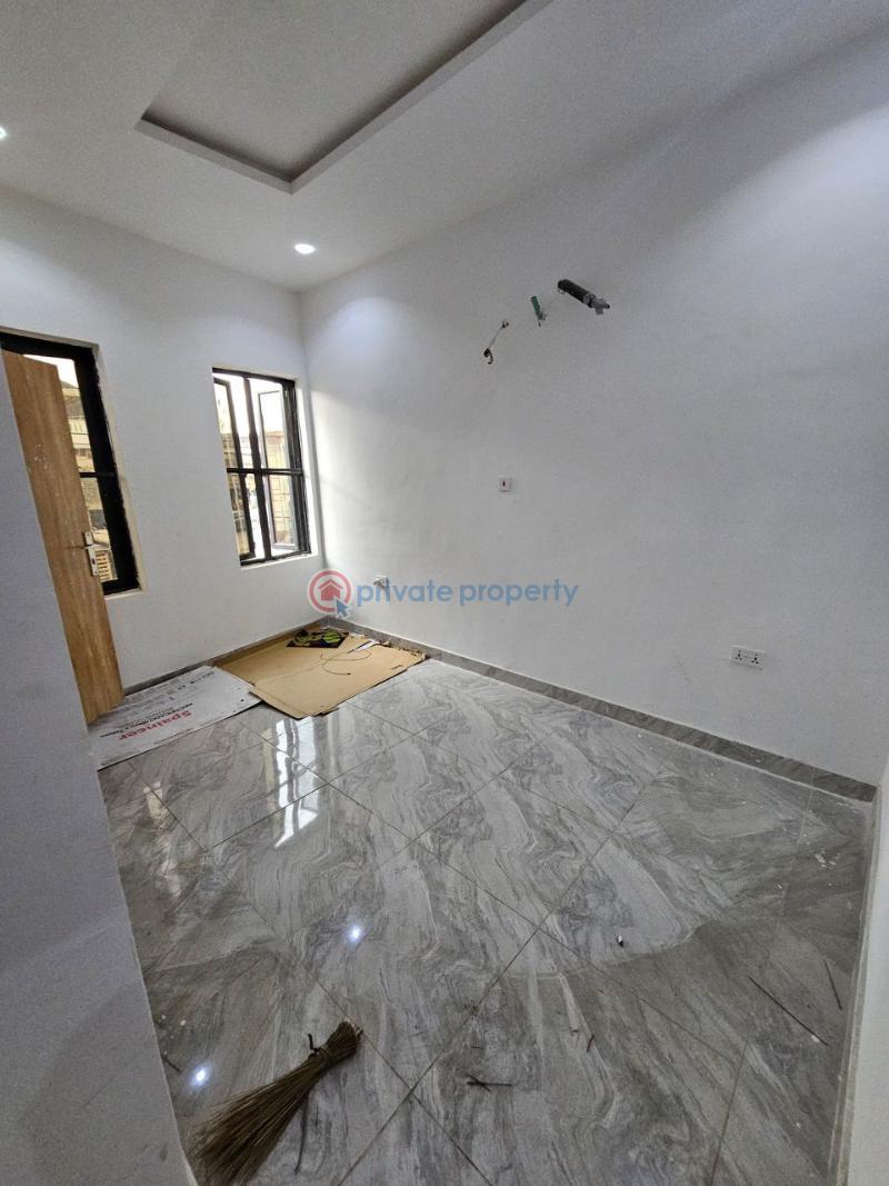 3 bedroom Semi detached Duplex For Sale Magodo Kosofe/Ikosi Lagos - 6