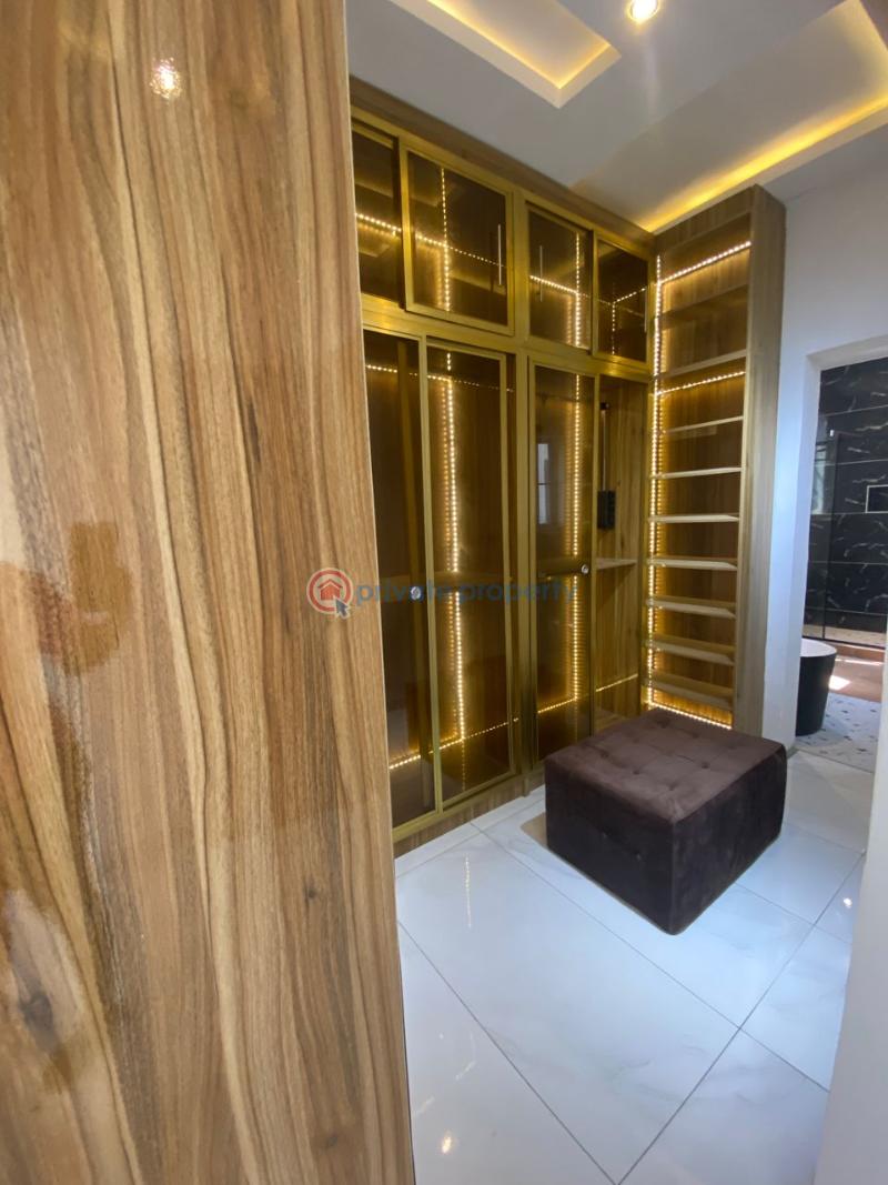 5 bedroom Detached Duplex For Sale Chevron Drive Lekki Lagos - 2