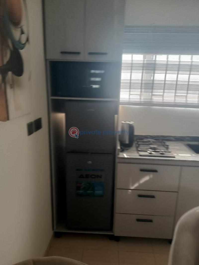 6 bedroom Flat & Apartment For Rent Ilupeju Lagos - 22