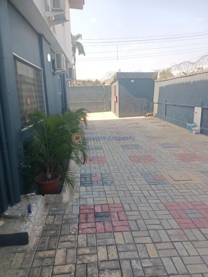 6 bedroom Flat & Apartment For Rent Ilupeju Lagos - 26