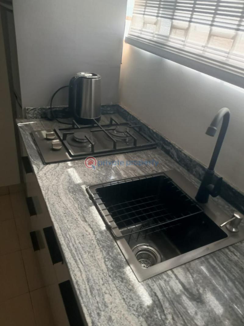 6 bedroom Flat & Apartment For Rent Ilupeju Lagos - 10