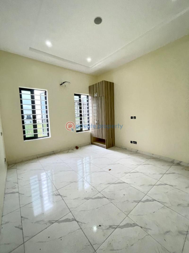 5 bedroom Duplex For Sale In A Prestigious Neighbourhood Ikate Elegushi
