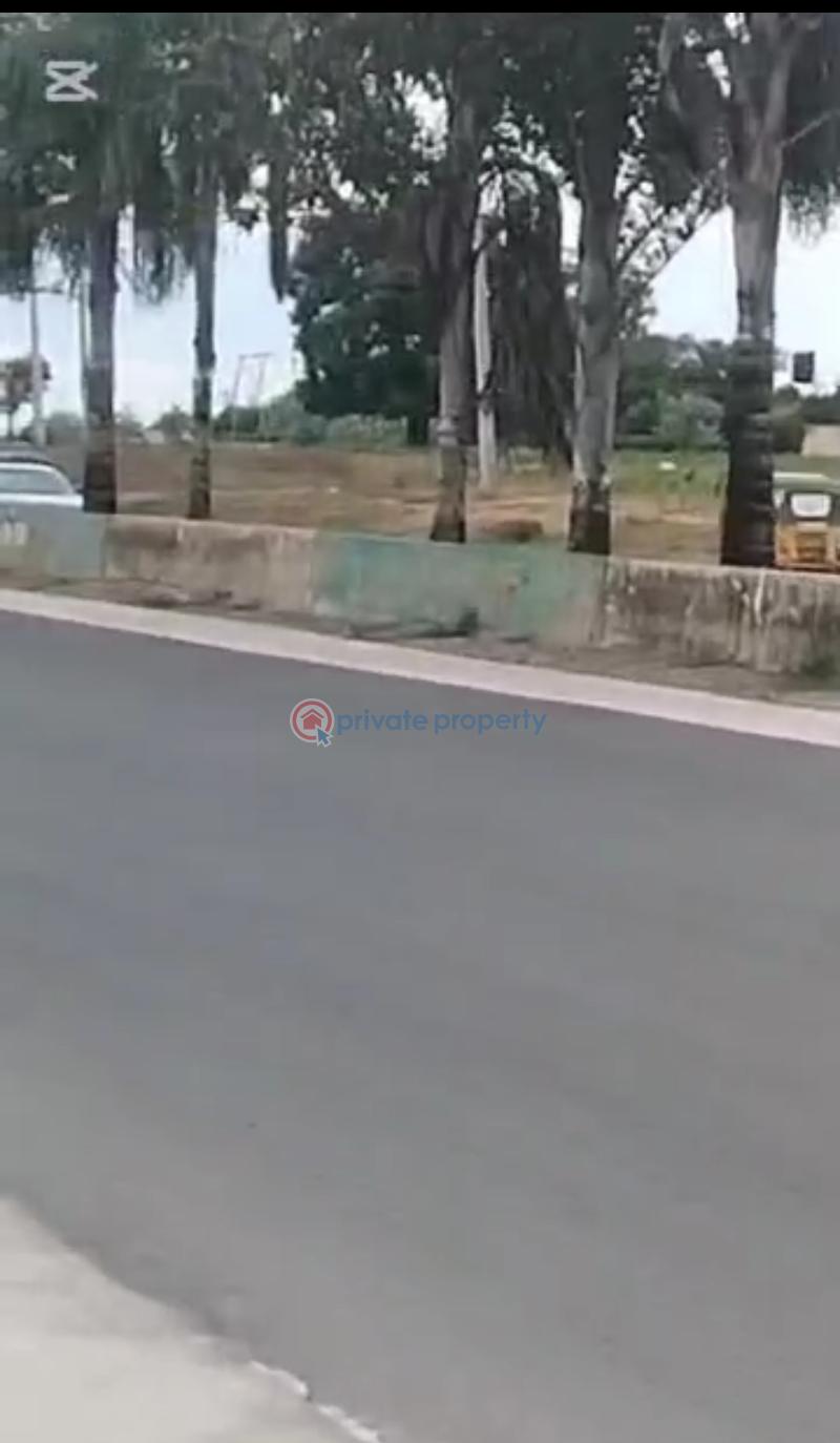 Mixed use Land For Sale Abuja/keffi Expressway / Opp. Goshen Living Faith / Besides Redeem Camp Mararaba Abuja Phase 4  - 5