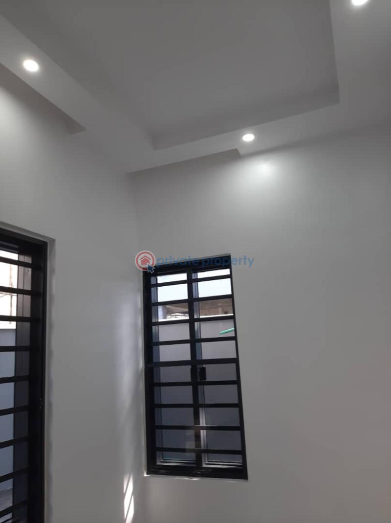 1 bedroom Flat & Apartment For Rent Chevron Lekki Phase 2 Lagos - 1