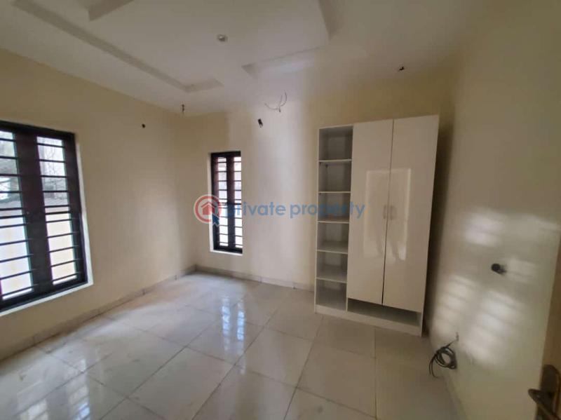 2 bedroom Flat & Apartment For Rent Ilasan Lekki Phase 1 Lagos - 4