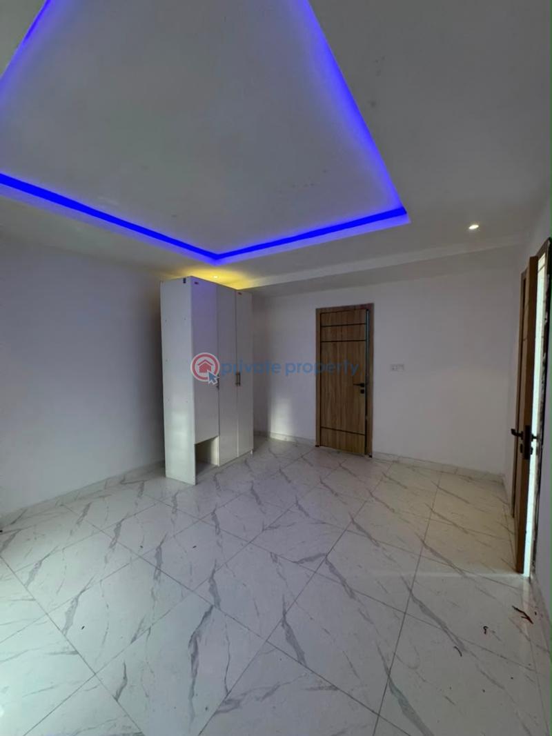 2 bedroom Flat & Apartment For Sale Ologolo Lekki Lagos - 1