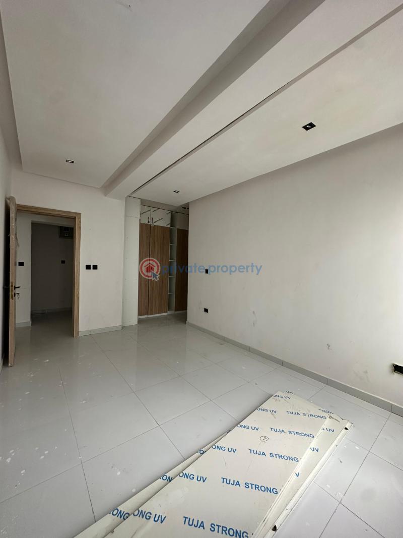 2 bedroom Block Of Flats For Sale Lekki Phase 1 Lagos - 3