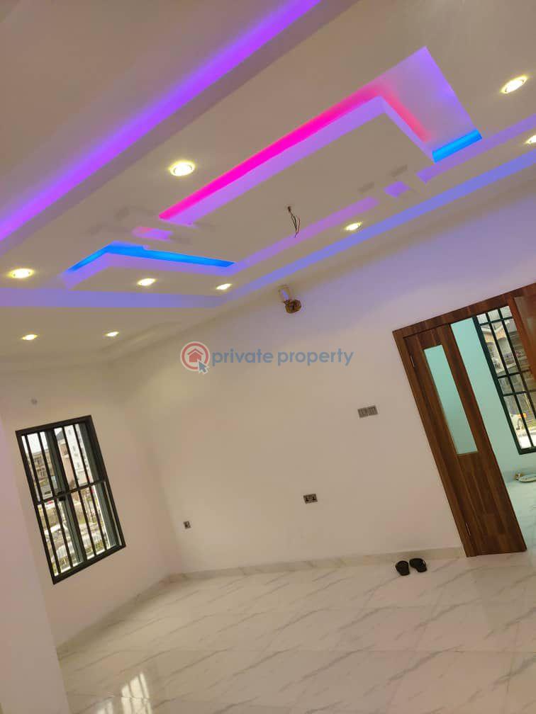 2 bedroom Flat & Apartment For Rent Peninsula Garden Estate Sangotedo Lagos - 1