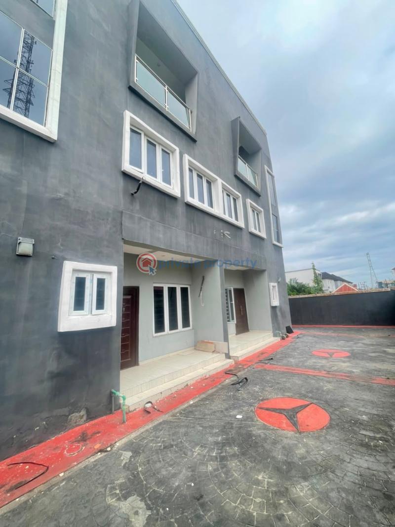 2 bedroom Flat & Apartment For Rent Ikota Lekki Lagos - 0