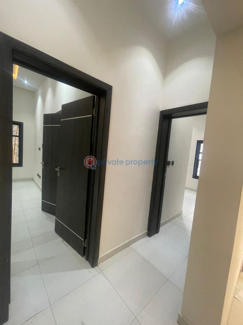 2 bedroom Flat & Apartment For Rent Lekki Phase 1 Lekki Lagos - 3