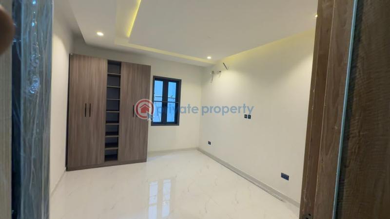 2 bedroom Flat & Apartment For Sale Ilasan/ Ikate Lekki Phase 1 Lagos - 0