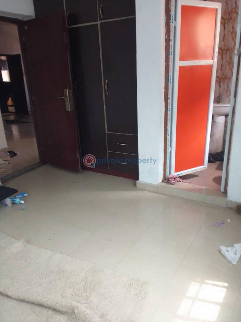 2 bedroom Flat & Apartment For Rent Estate Jakande Lekki Lagos - 1