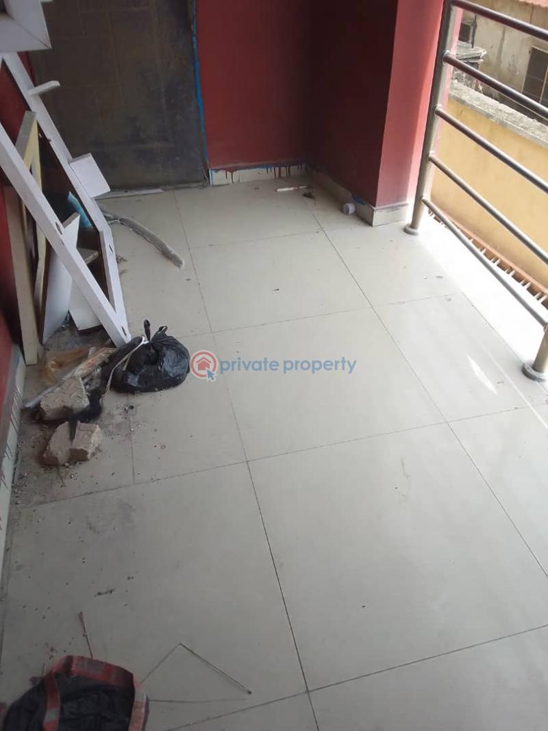 2 bedroom Flat & Apartment For Rent Estate Jakande Lekki Lagos - 2