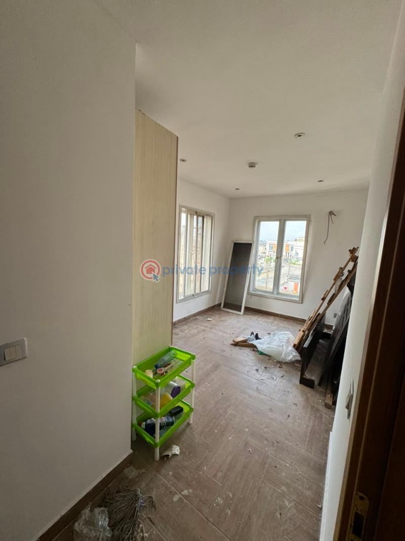 2 bedroom Maisonette For Sale Idado Lekki Lagos - 3