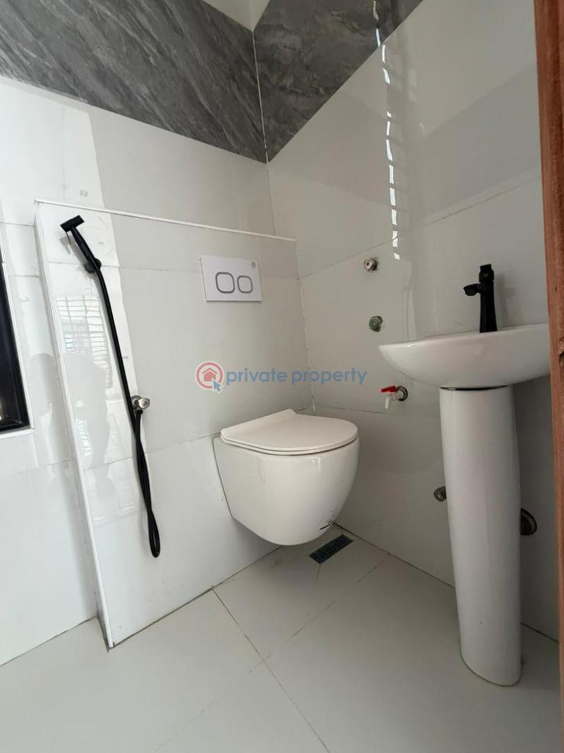 2 bedroom Penthouse For Sale Chevron Lekki Phase 2 Lagos - 7
