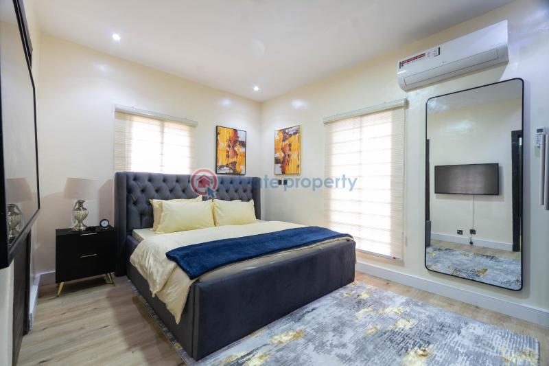 Exquisite 2-bedroom serviced apartment - 4 2 bedroom House Short let Lekki Phase 1 Lagos - 4