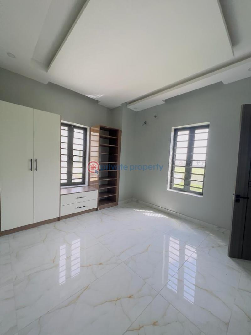 2 bedroom Block Of Flats For Sale Freedom Way Lekki Phase 1 Lagos - 18