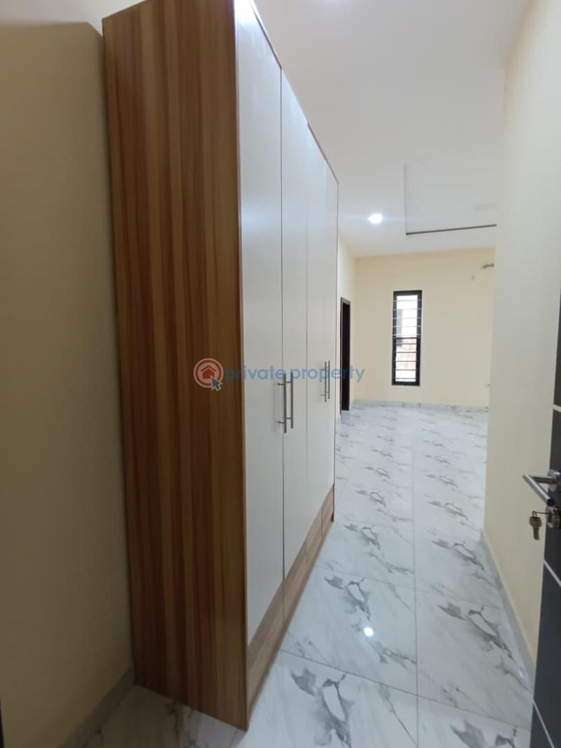 3 bedroom Flat & Apartment For Rent Atlantic View Estate Sangotedo Lagos - 10