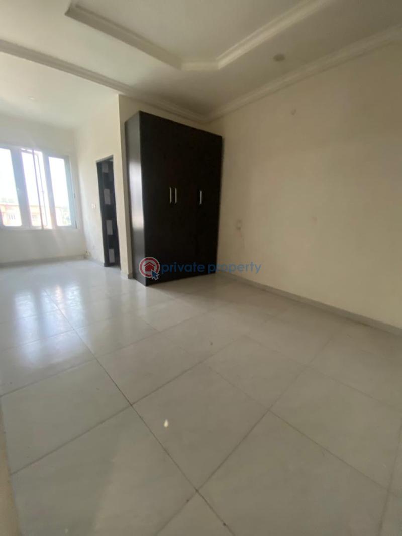 3 bedroom Flat & Apartment For Sale Oral Estate Lekki Phase 2 Lagos - 2
