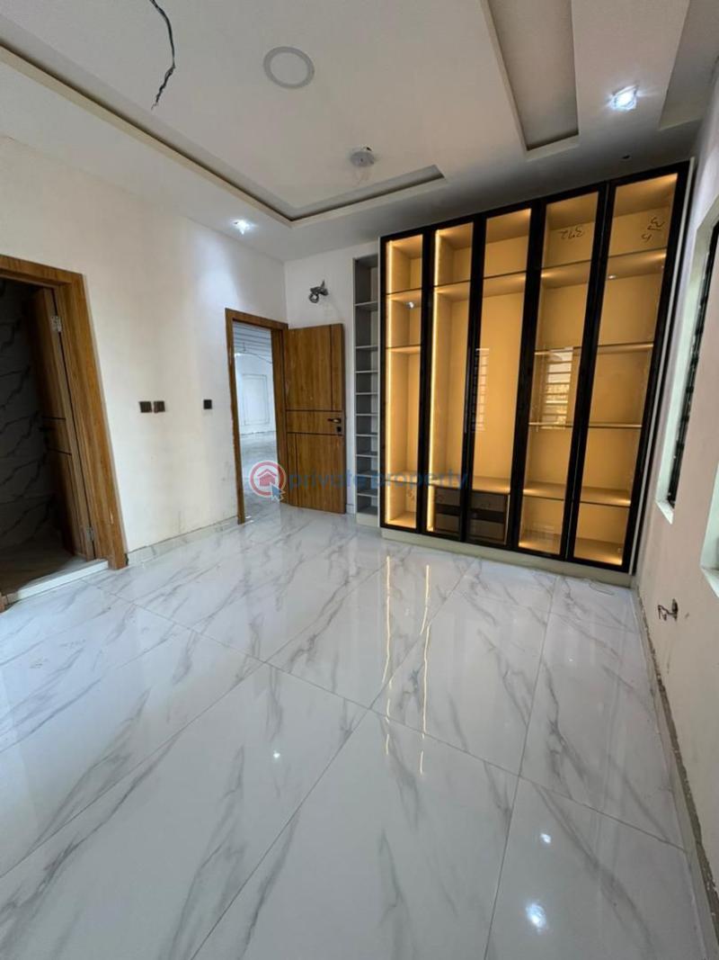 3 bedroom Flat & Apartment For Sale Lekki Phase 1 Lekki Lagos - 11