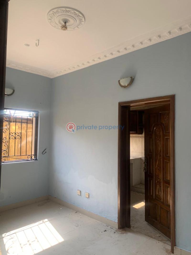 3 bedroom Flat & Apartment For Rent Ajah Lekki Phase 2 Lagos - 2