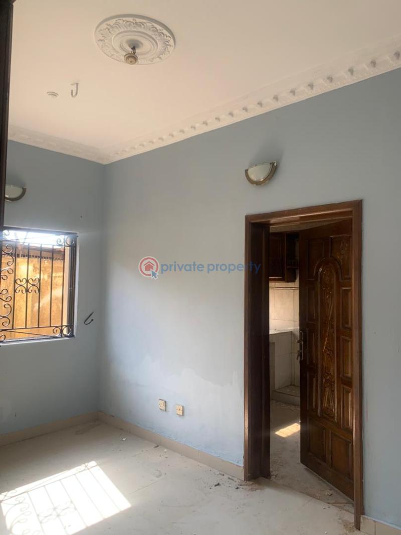 3 bedroom Flat & Apartment For Rent Ajah Lekki Phase 2 Lagos - 4