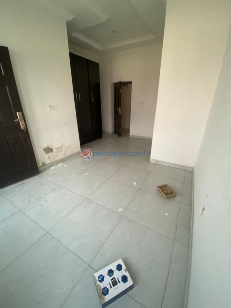 3 bedroom Flat & Apartment For Sale Oral Estate Lekki Phase 2 Lagos - 6