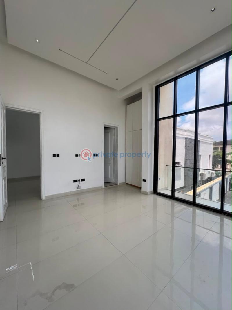 3 bedroom Flat & Apartment For Rent Lekki Phase 1 Lekki Lagos - 0