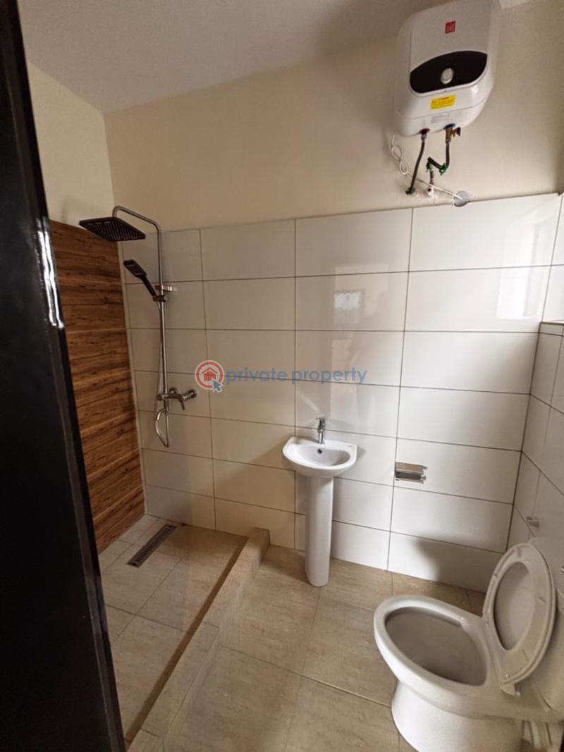 3 bedroom Flat & Apartment For Sale Yaba Lagos - 9