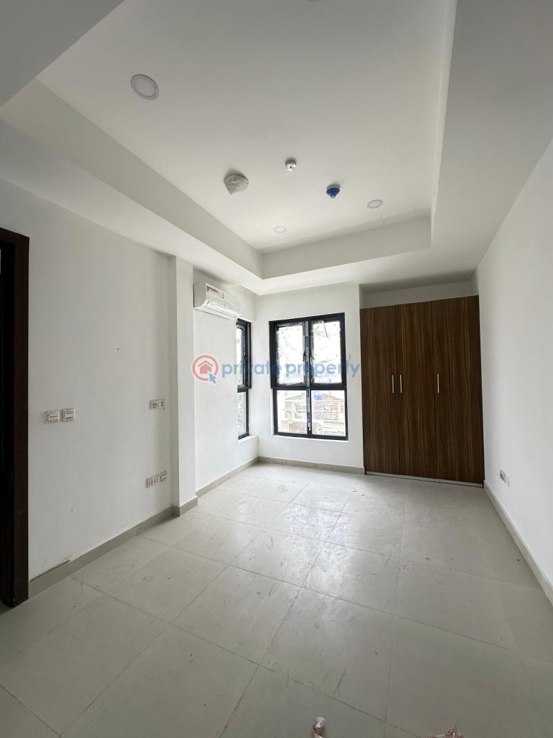 Exquisite 3 bedroom apartment with bq, swimming pool and gym - 6 3 bedroom Flat & Apartment For Sale Lekki Phase 1 Lagos - 6