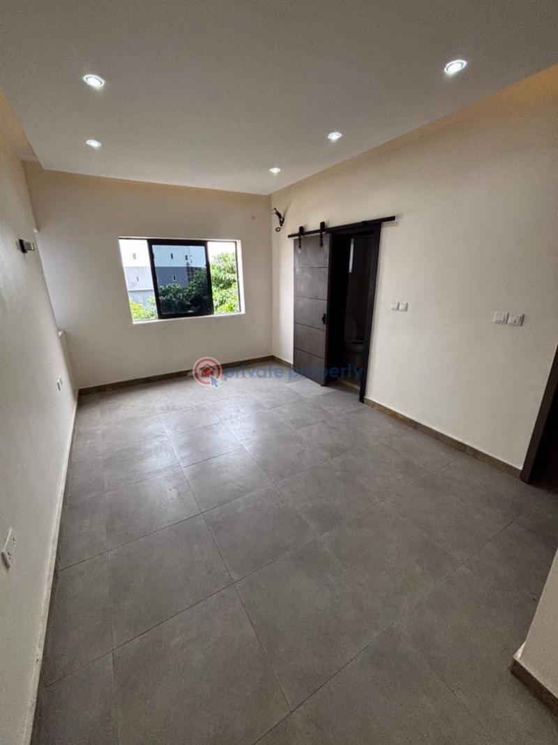 3 bedroom Flat & Apartment For Sale Yaba Lagos - 5