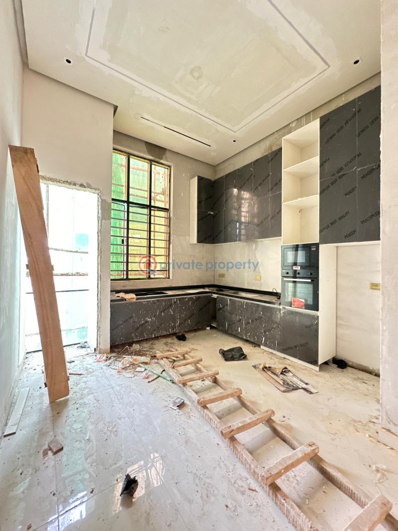 Exquisite 3 bedroom apartment with swimming pool and gym - 4 3 bedroom House For Sale Lekki Phase 1 Lagos - 4