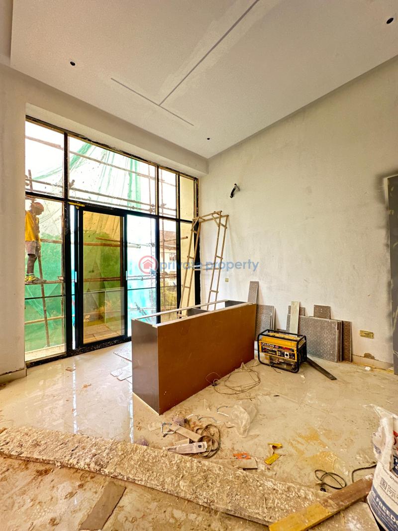 Exquisite 3 bedroom apartment with swimming pool and gym - 5 3 bedroom House For Sale Lekki Phase 1 Lagos - 5