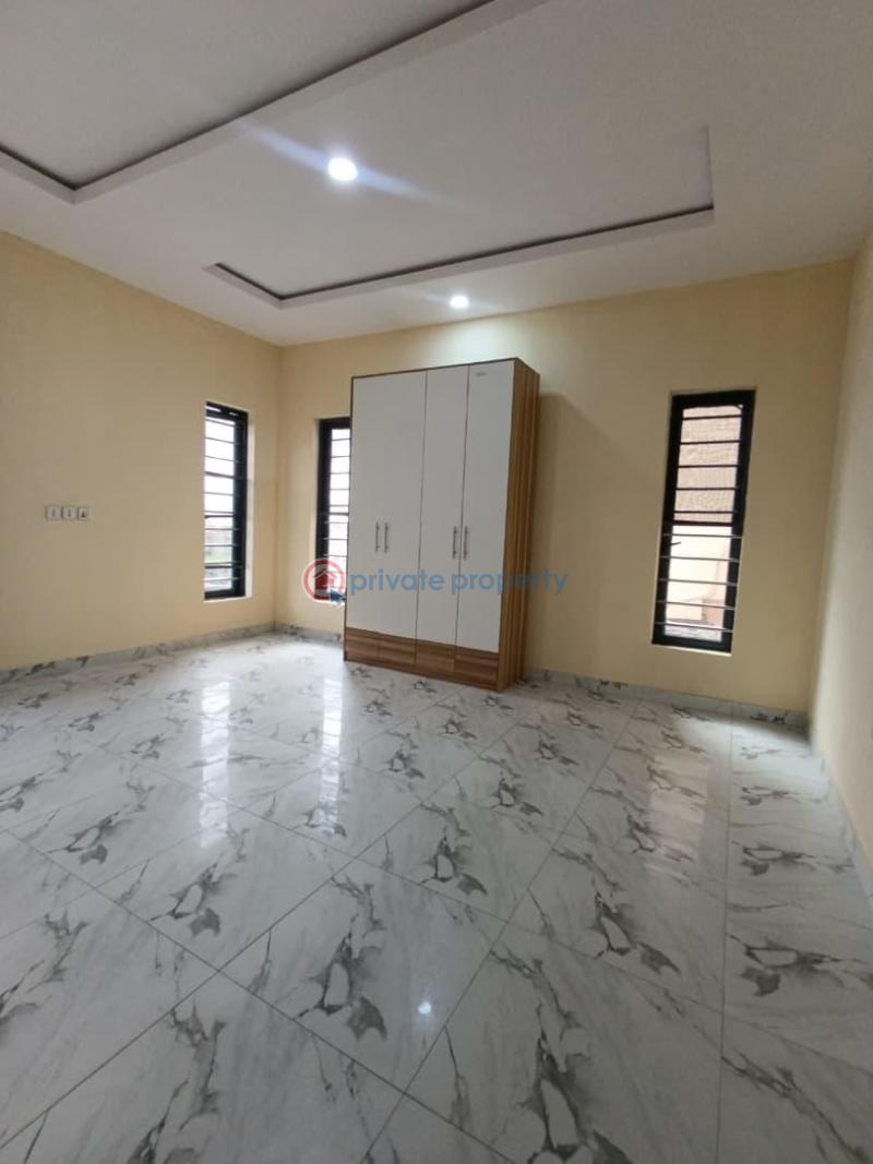 3 bedroom Flat & Apartment For Rent Atlantic View Estate Sangotedo Lagos - 9