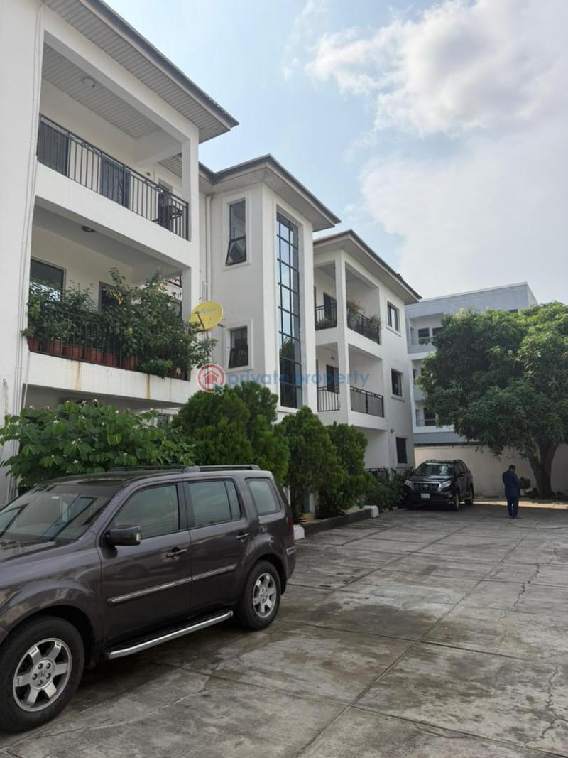3 bedroom Flat & Apartment For Rent Admiralty Way Lekki Phase 1 Lagos - 0
