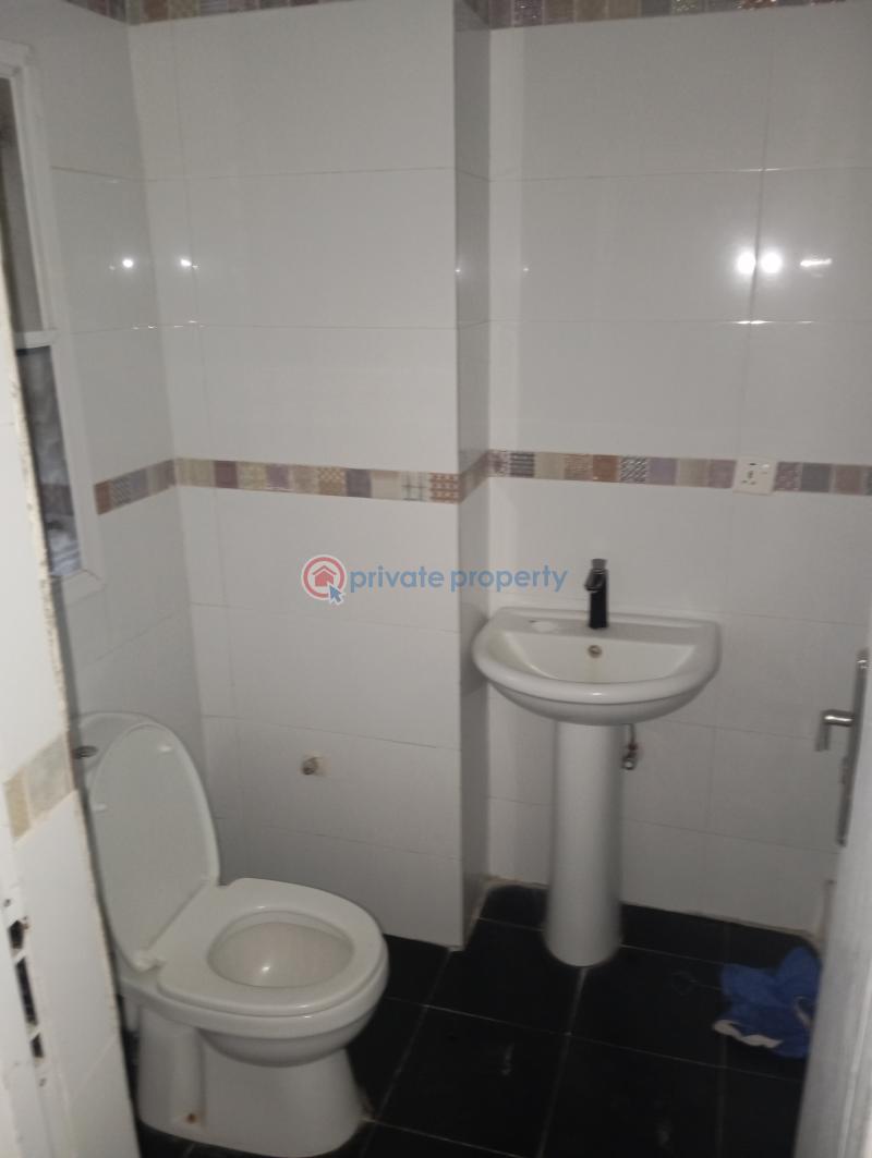 Exquisite 3-bedroom flats on ground floor - 6 3 bedroom Block Of Flats For Rent Gilmor Jahi Abuja Phase 2  - 6