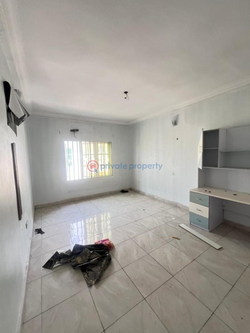 3 bedroom Semi detached Duplex For Sale Ajah Lekki Phase 2 Lagos - 3