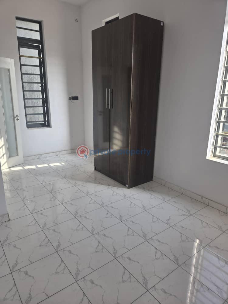 3 bedroom Terraced Duplex For Sale Ikota Lekki Phase 2 Lagos - 4