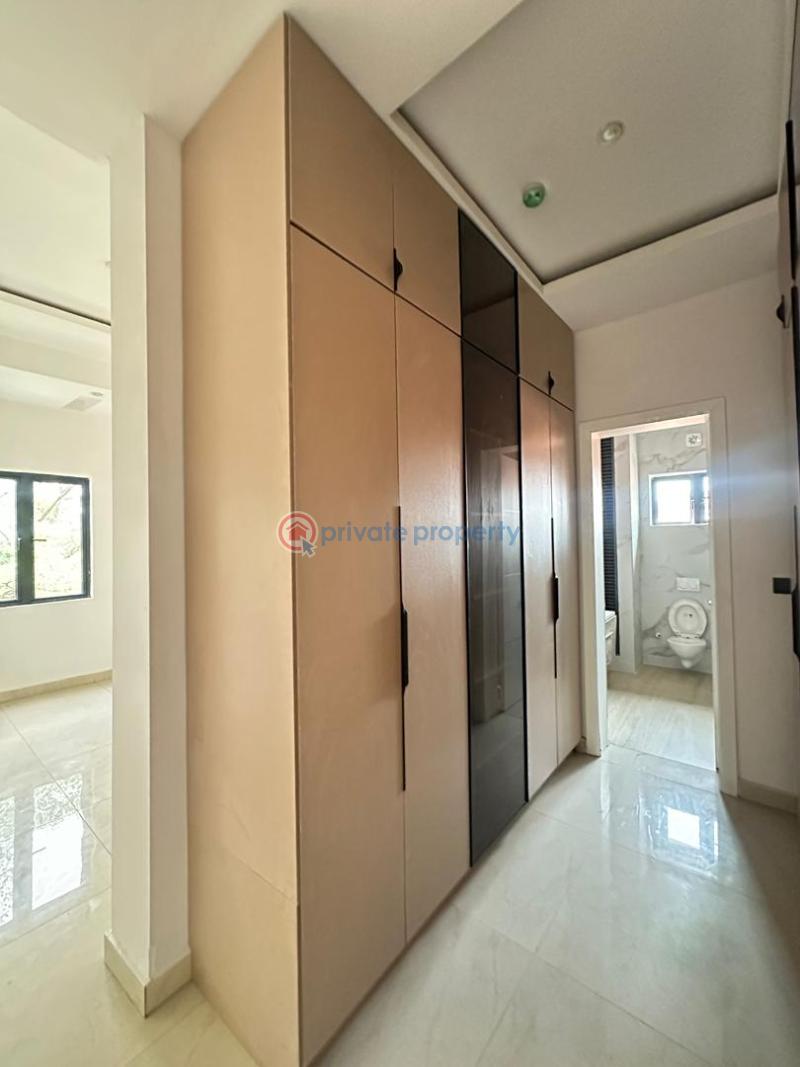 4 bedroom Shared Apartment For Rent Kofo Abayomi Victoria Island Lagos - 10