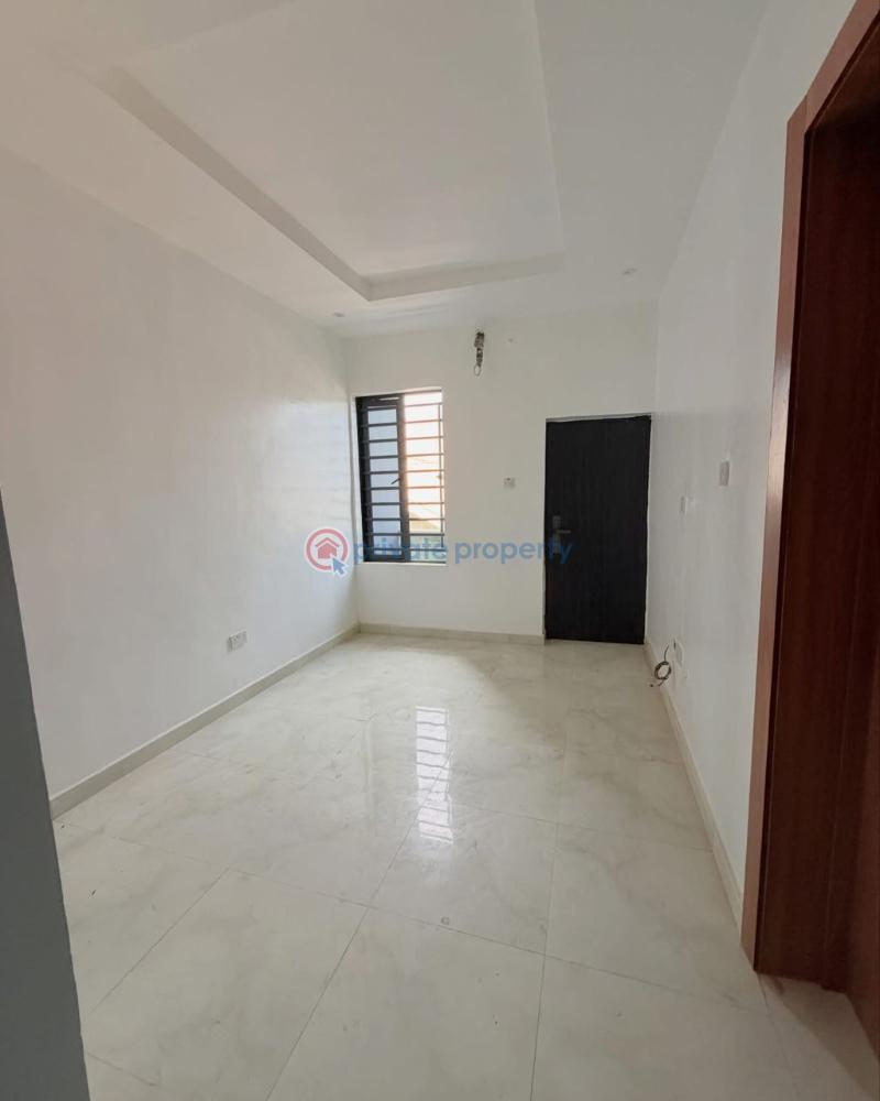 3 bedroom Semi detached Duplex For Sale Magodo Gra Phase 2 Kosofe/Ikosi Lagos - 2