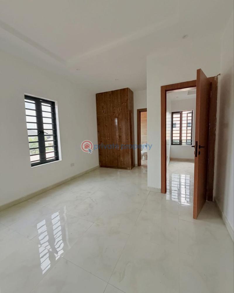 3 bedroom Semi detached Duplex For Sale Magodo Gra Phase 2 Kosofe/Ikosi Lagos - 3