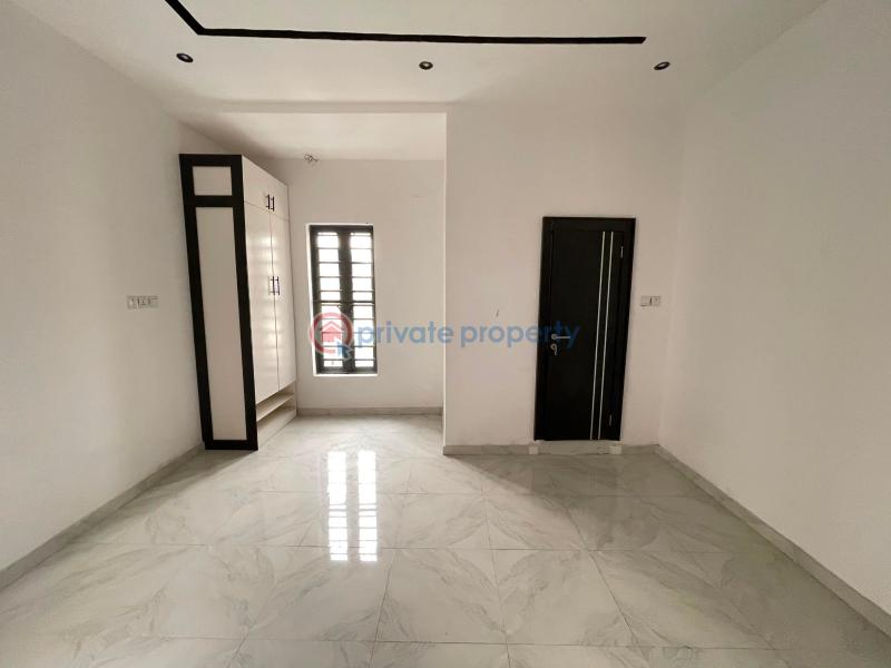 4 bedroom Flat & Apartment For Sale LSDPC Maryland Estate Lagos - 2