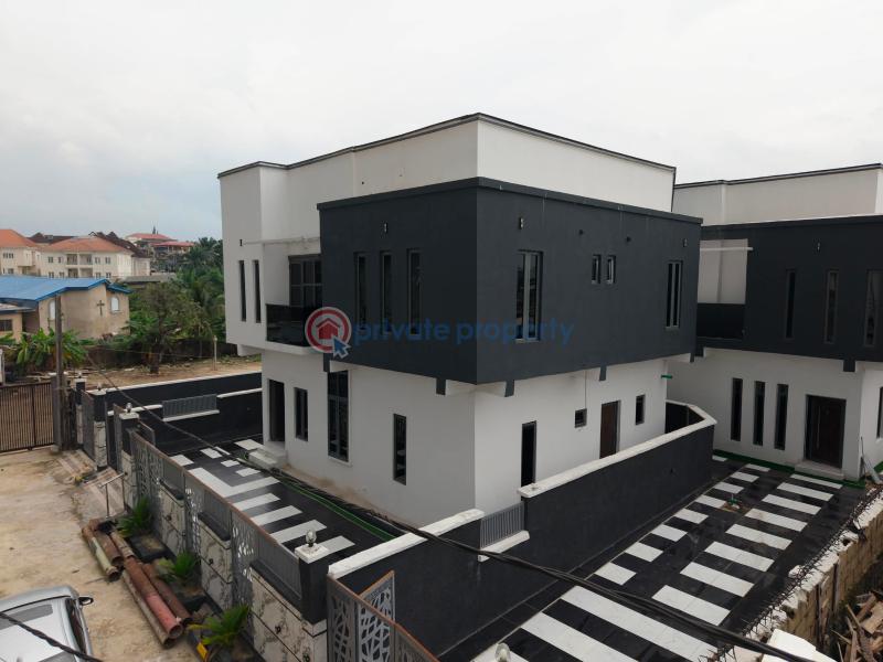 4 bedroom Flat & Apartment For Sale LSDPC Maryland Estate Lagos - 8