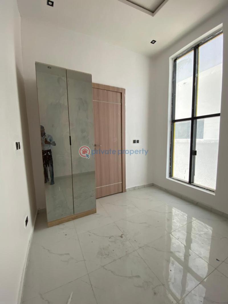 4 bedroom Detached Duplex For Sale Chevron Lekki Phase 2 Lagos - 5