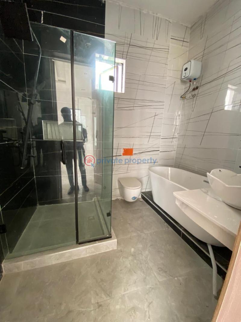 4 bedroom Detached Duplex For Sale Chevron Lekki Phase 2 Lagos - 11