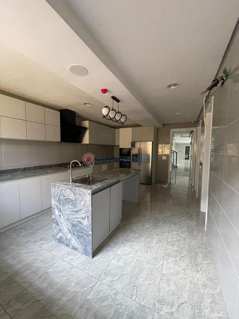 4 bedroom Detached Duplex For Sale Ikota Lekki Phase 2 Lagos - 4