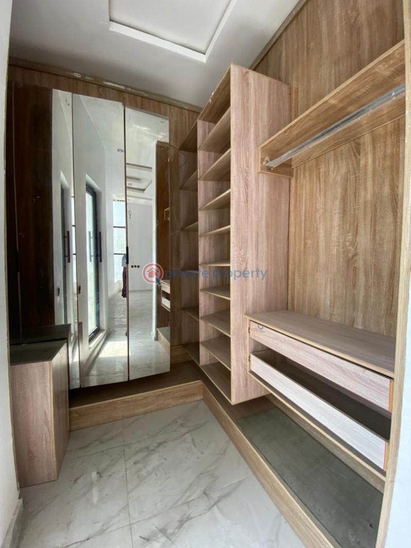 4 bedroom Detached Duplex For Sale Chevron Lekki Phase 2 Lagos - 10