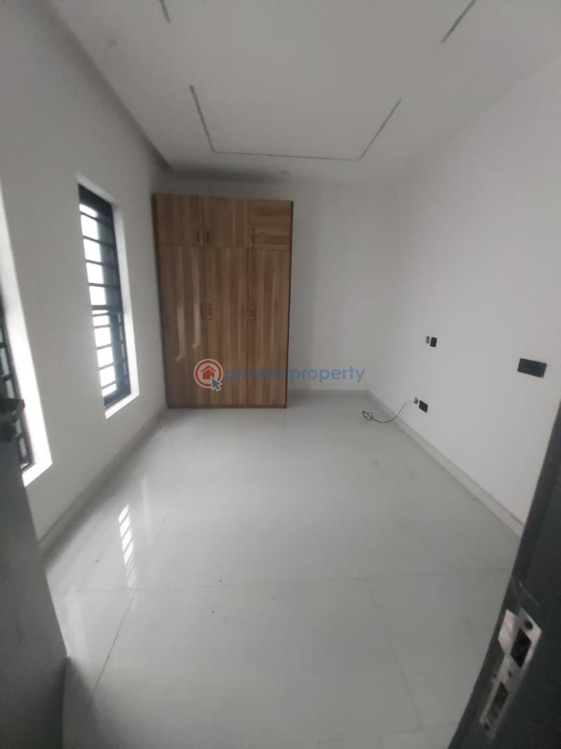 4 bedroom Detached Duplex For Sale Chevron Lekki Phase 2 Lagos - 4