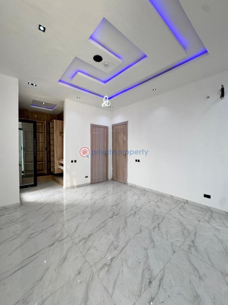 4 bedroom Detached Duplex For Sale Chevron Drive Lekki Phase 2 Lagos - 3
