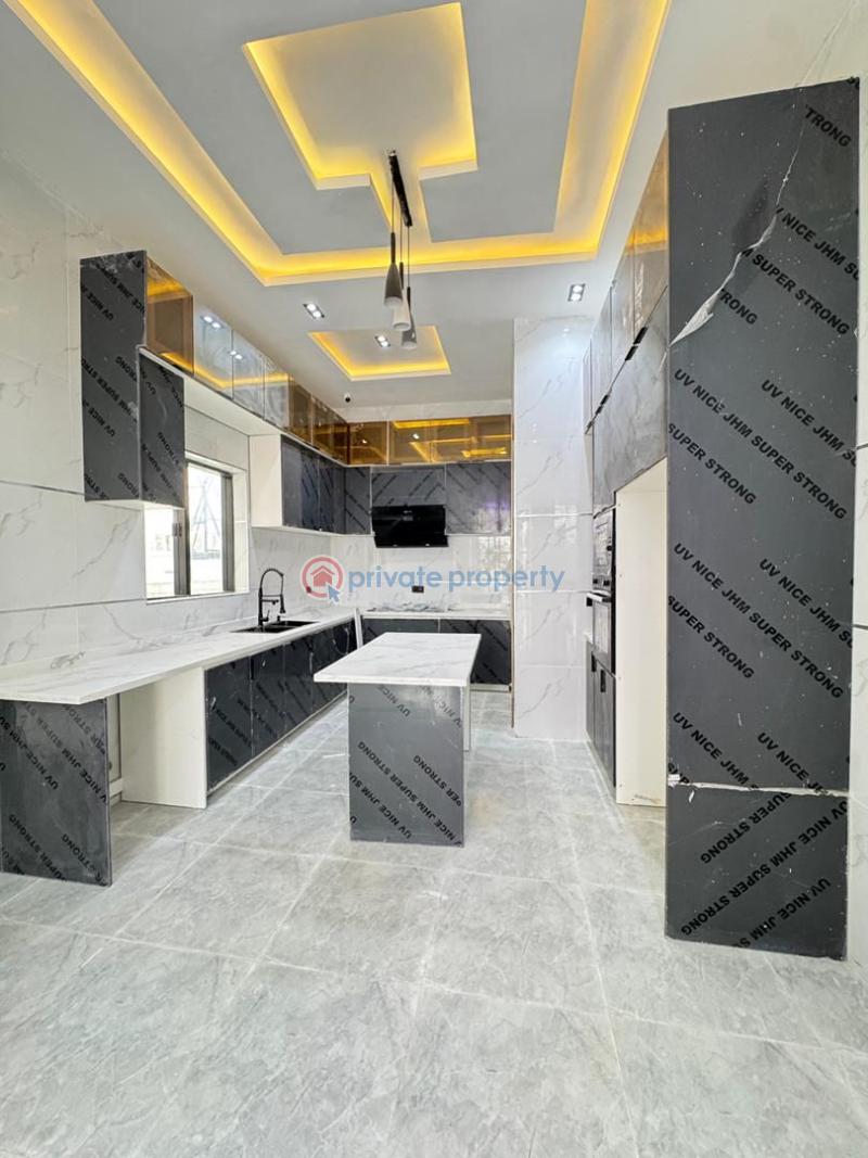 4 bedroom Detached Duplex For Sale Chevron Drive Lekki Phase 2 Lagos - 7